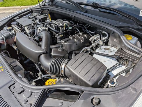 Used 2024 Dodge Durango GT image 43