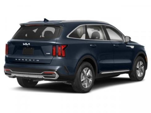Used 2022 Kia Sorento S image 2