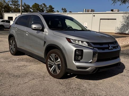 Used 2024 Mitsubishi Outlander Sport SE image 7