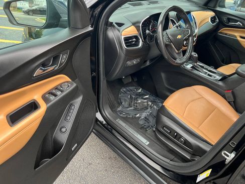 Used 2018 Chevrolet Equinox Premier AWD/4WD image 18