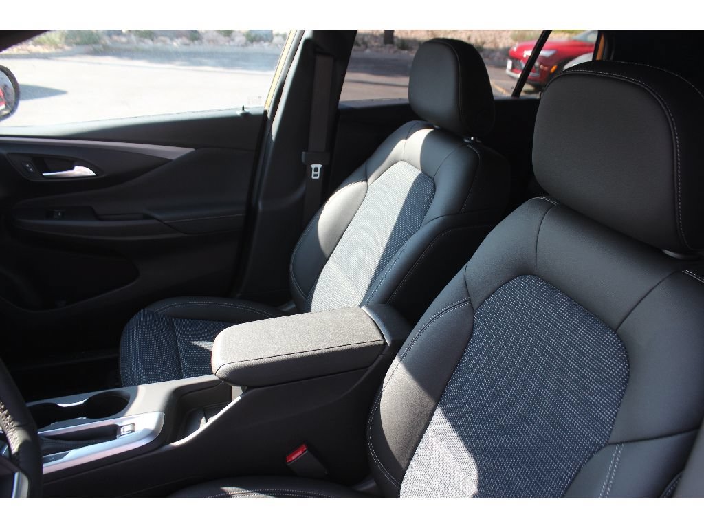 New 2026 Buick Envista Sport Touring w/ Convenience I Package FWD image 2