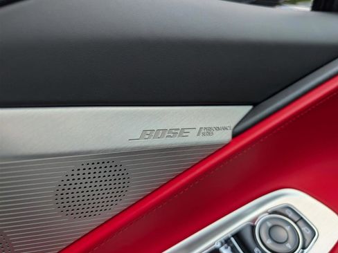 Used 2022 Chevrolet Corvette Stingray Premium Cpe w/ Z51 Performance Package image 17