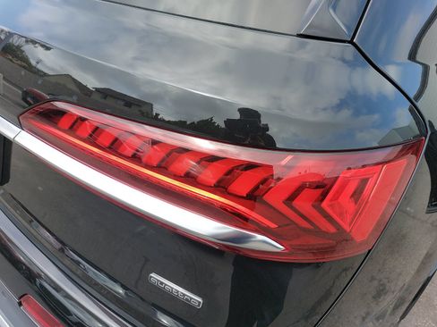 Used 2023 Audi Q7 3.0T Premium Plus w/ Premium Plus Package AWD/4WD image 39
