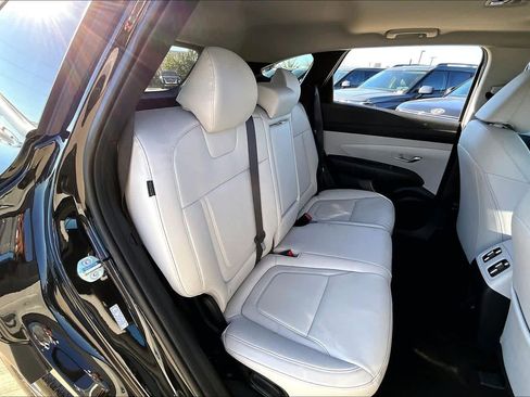 Used 2025 Hyundai Tucson SEL FWD image 36