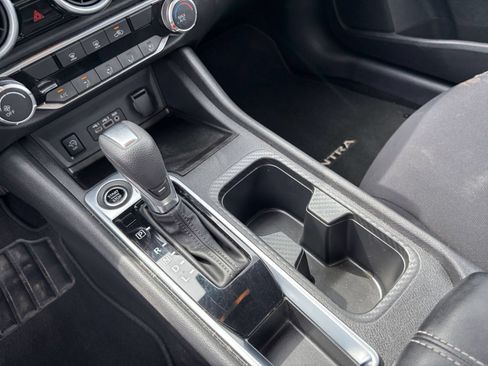 Used 2025 Nissan Sentra SV FWD image 37