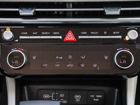 New 2026 Hyundai Tucson SEL FWD image 17