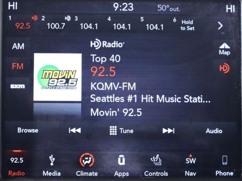 Used 2018 RAM 2500 Laramie w/ Convenience Group image 16