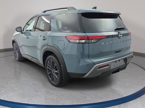 New 2026 Nissan Pathfinder SL image 7