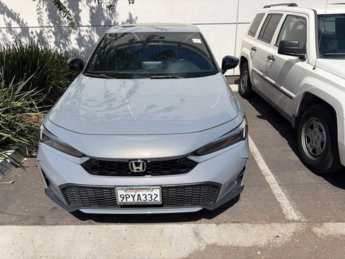 Used 2025 Honda Civic Sport Touring image 9