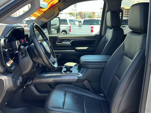 Used 2024 Chevrolet Silverado 3500 LTZ w/ LTZ Plus Package AWD/4WD image 32
