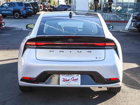 New 2026 Toyota Prius Limited image 8