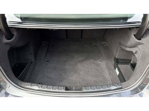 Used 2017 BMW 320i xDrive Sedan image 34