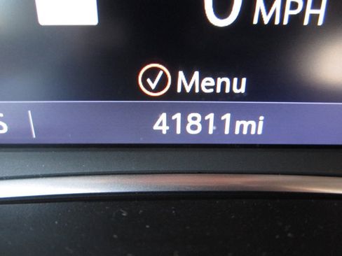 Used 2022 Chevrolet Blazer LT w/ Sound & Technology Package AWD/4WD image 17