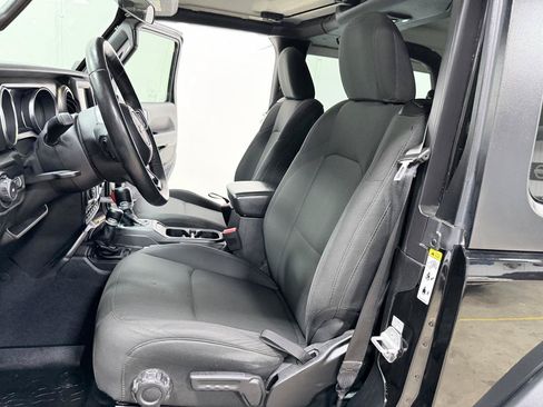 Used 2018 Jeep Wrangler Sport AWD/4WD image 29