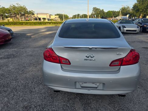 Used 2011 INFINITI G37 Journey w/ Premium Pkg RWD image 5