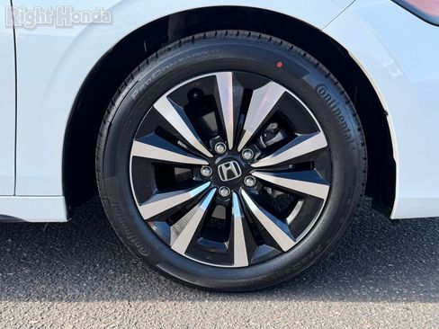 Certified 2023 Honda Civic EX-L image 11