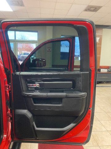 Used 2018 RAM 1500 Rebel w/ Luxury Group AWD/4WD image 12