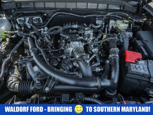 Used 2025 Ford Bronco Badlands image 21