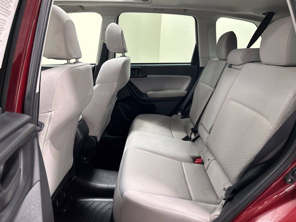 Used 2018 Subaru Forester 2.5i Premium AWD/4WD image 23