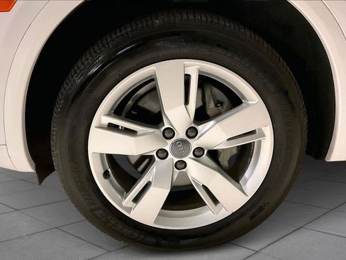 Used 2018 Audi Q5 Premium Plus image 10