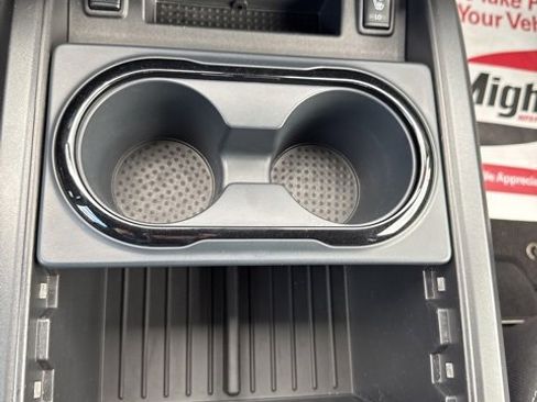 Certified 2024 Nissan Titan SV w/ SV Convenience Package image 38