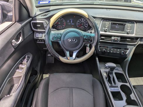 Used 2017 Kia Optima LX FWD image 15