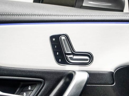 Used 2025 Mercedes-Benz CLA 250 image 29