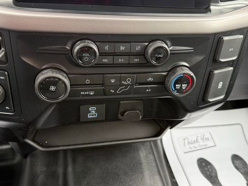 Used 2024 Ford F150 XL image 40