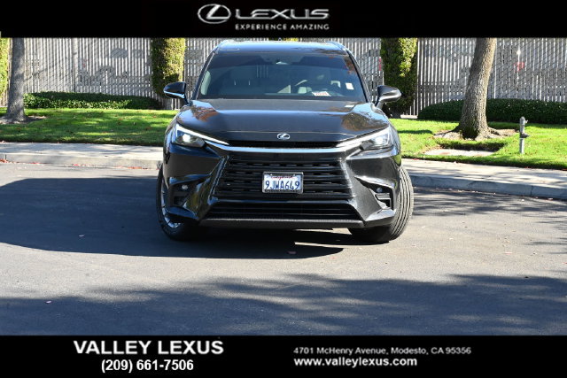 Used 2024 Lexus TX 350 AWD w/ Cold Weather Package image 2