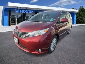 Used 2012 Toyota Sienna XLE video 1