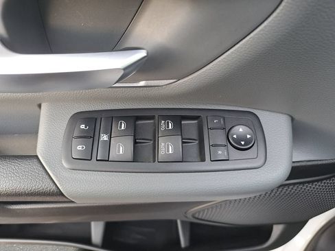 Used 2019 RAM 1500 Big Horn AWD/4WD image 25