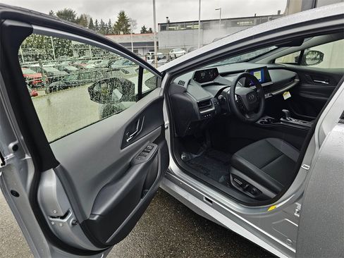 New 2026 Toyota Prius XLE image 19