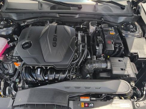 Used 2025 Hyundai Sonata SEL FWD image 34