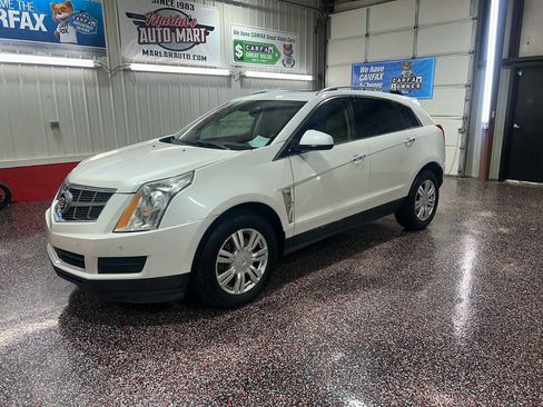 Used 2011 Cadillac SRX Luxury image 1