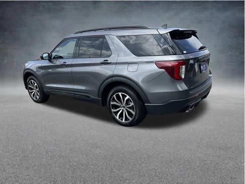 Used 2024 Ford Explorer ST AWD/4WD image 7