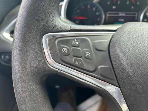 Used 2016 Chevrolet Malibu LT image 18