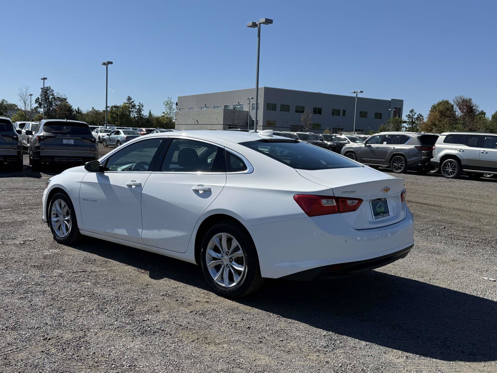 Certified 2025 Chevrolet Malibu LT FWD image 4