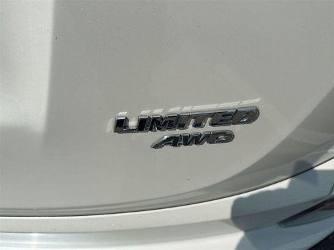 Used 2018 Toyota RAV4 Limited w/ Protection Package AWD/4WD image 11