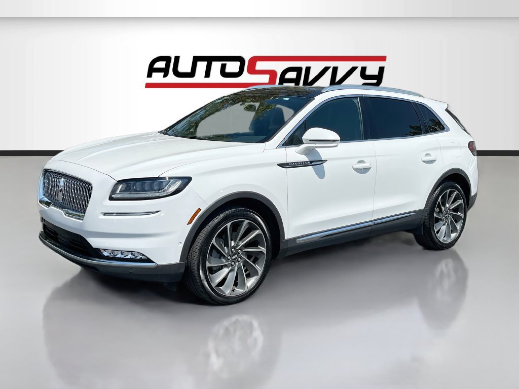 Used 2022 Lincoln Nautilus Reserve w/ Equipment Group 202A AWD/4WD image 3