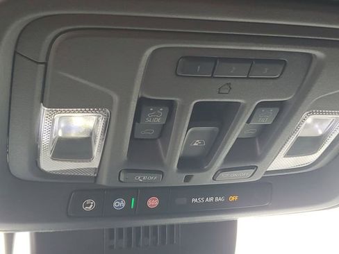 Used 2024 GMC Sierra 2500 Denali Ultimate image 21