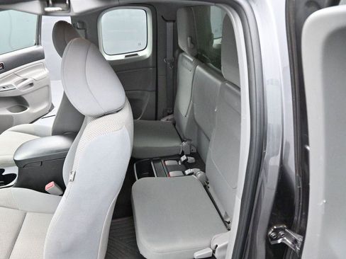 Used 2014 Toyota Tacoma 2WD Access Cab image 22