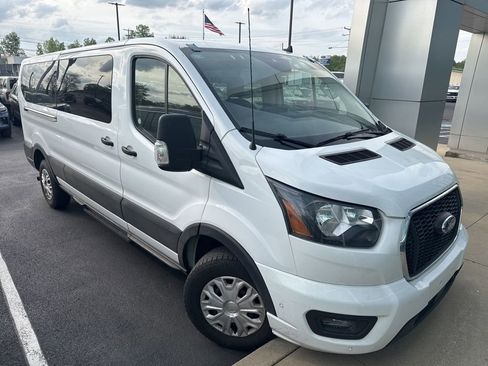 Used 2023 Ford Transit 350 XLT RWD image 2