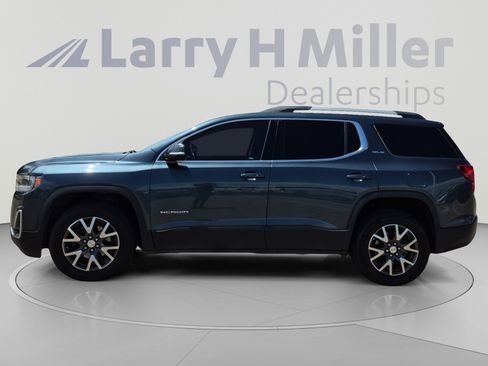 Used 2020 GMC Acadia SLE w/ Driver Convenience Package FWD image 2