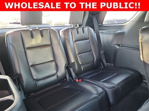 Used 2018 Ford Explorer XLT w/ Equipment Group 202A image 22