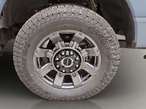 Used 2023 Ford F250 Lariat w/ Lariat Ultimate Package AWD/4WD image 21
