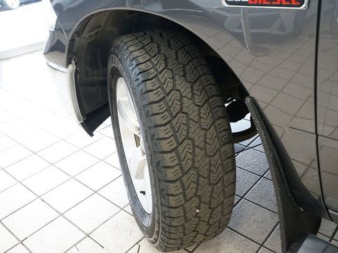 Used 2016 RAM 1500 Classic SLT image 46