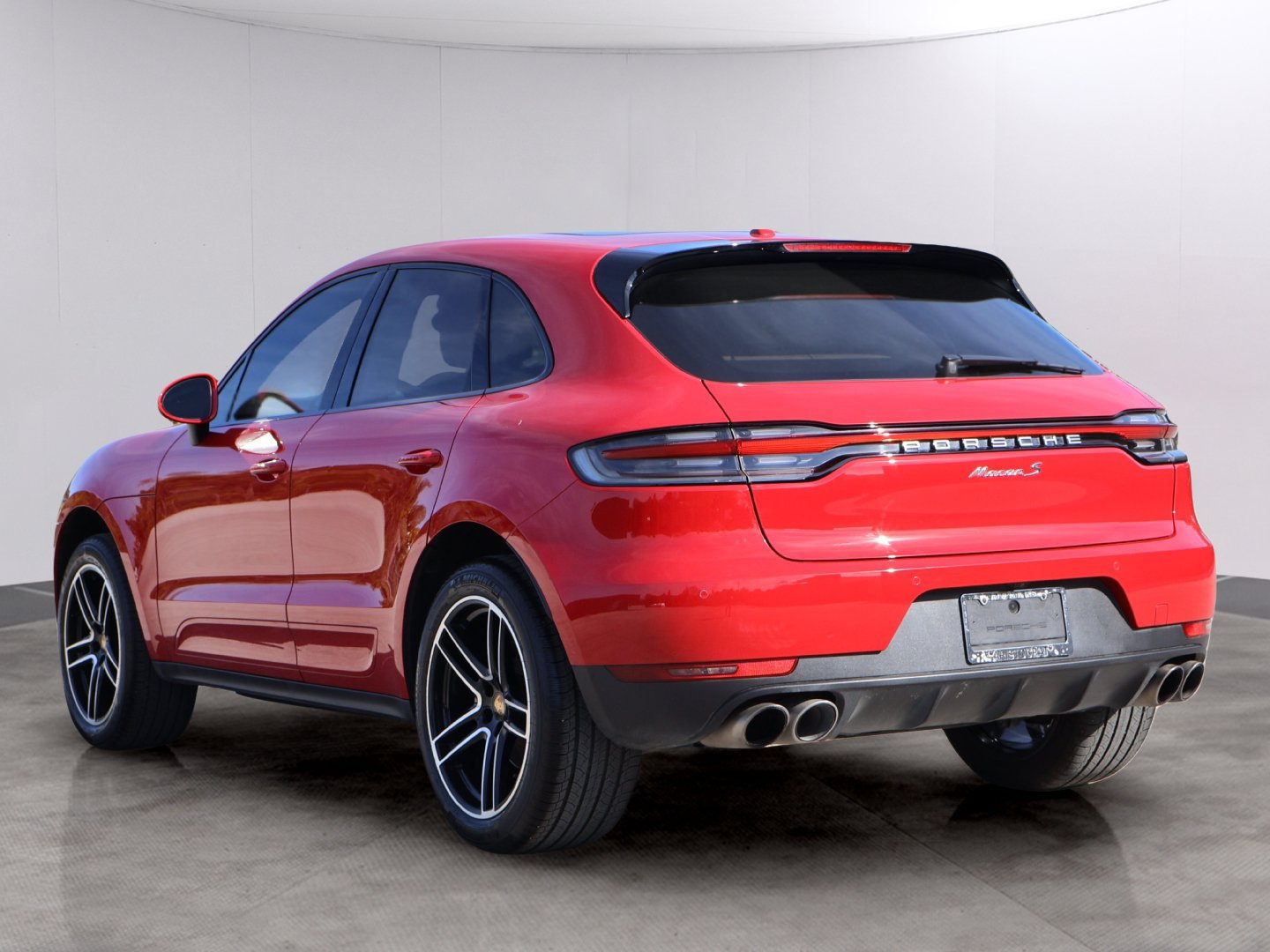 Used 2020 Porsche Macan S AWD/4WD image 3