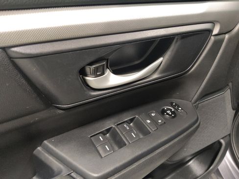 Used 2019 Honda CR-V LX image 27