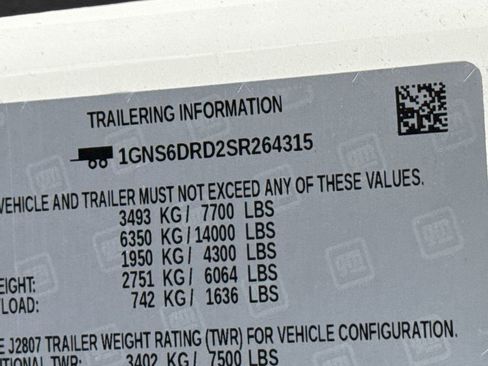 Certified 2025 Chevrolet Suburban Z71 image 33