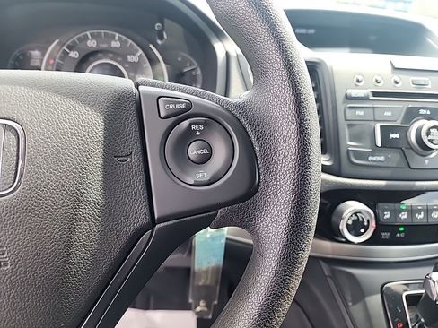 Used 2016 Honda CR-V LX image 15
